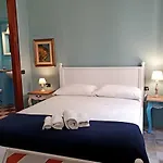 Sofia Family 4* Carloforte (Isola di San Pietro)