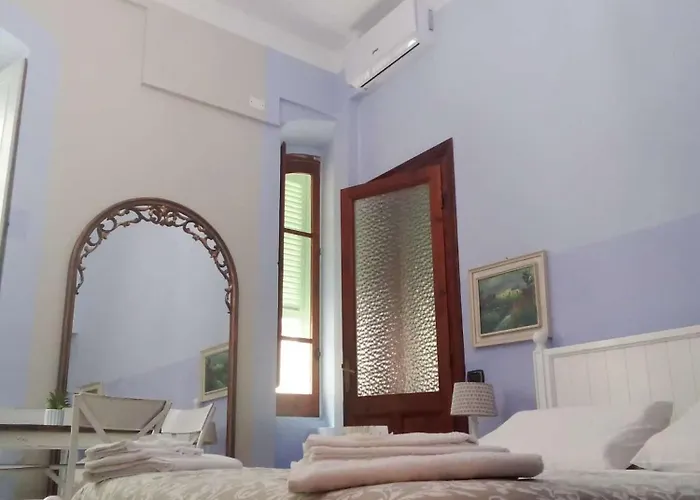 Guest house Sofia Family 4*