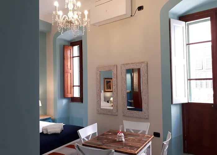 Sofia Family 4* Carloforte (Isola di San Pietro)